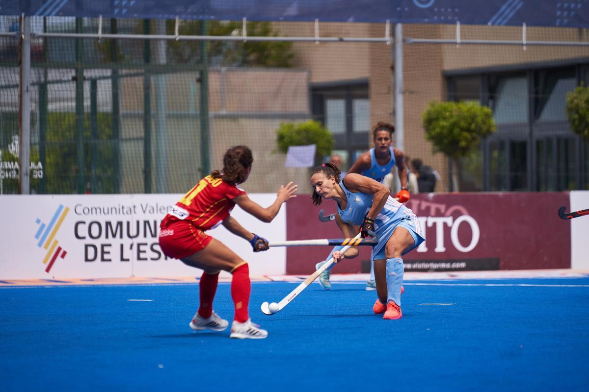 El equipo de Adrian Lock ha quedado emparejado dentro del Grupo A, donde debutarán el primer día de competición frente a Irlanda (13.00 horas).