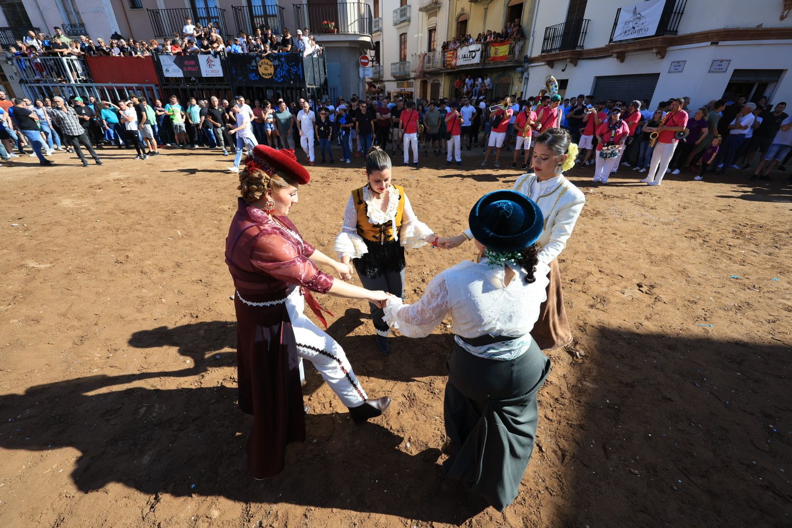 Las fotos de la tarde taurina del lunes de fiestas de Santa Quitèria en Almassora