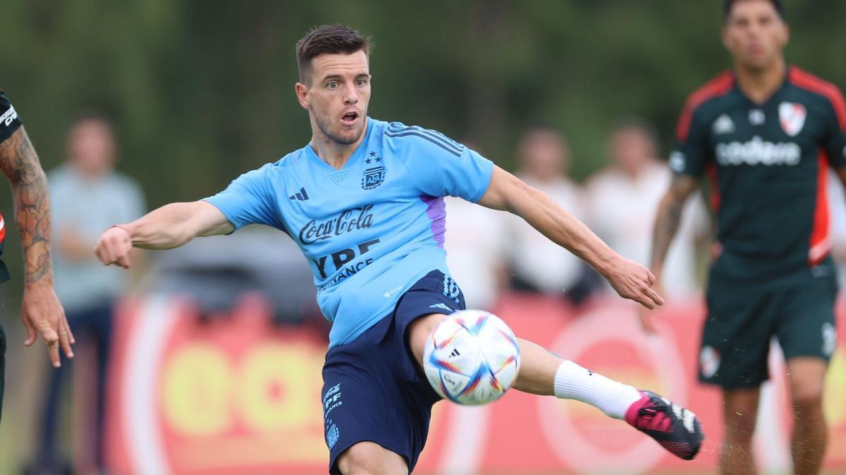 Gio Lo Celso, jugador del Villarreal, en un entrenamiento de la selección de Argentina en Ezeiza.