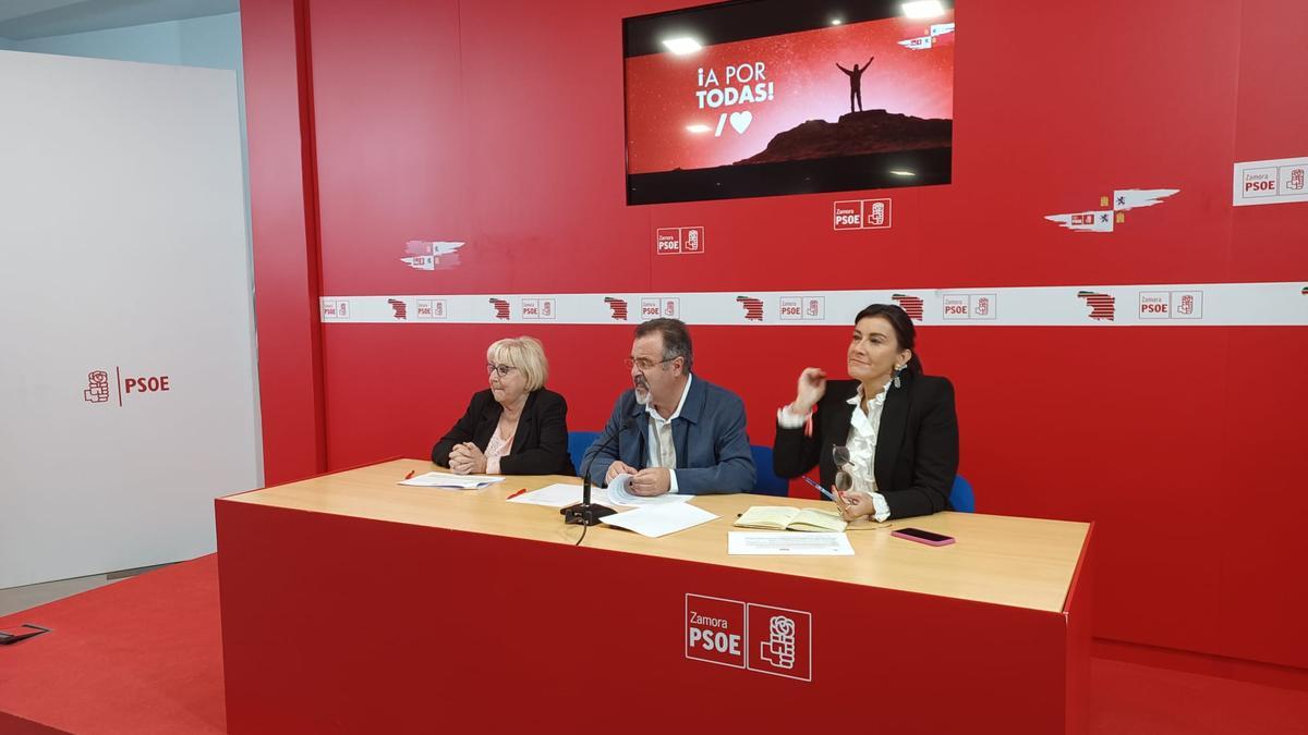 PSOE Zamora Ana Sánchez, JI  Martín Benito e Inmacualada García Rioja