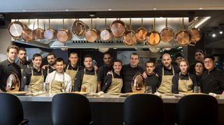 Caelis renace en el Ohla Barcelona con una barra en la cocina