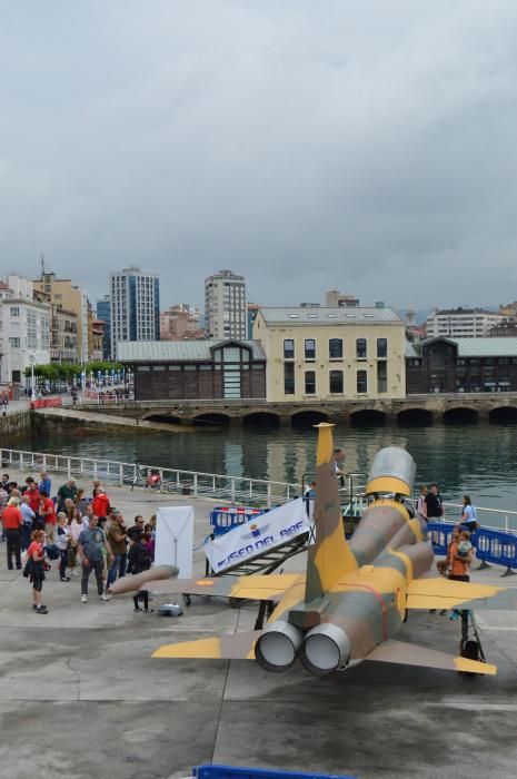 Aviones del festival aéreo de Gijón