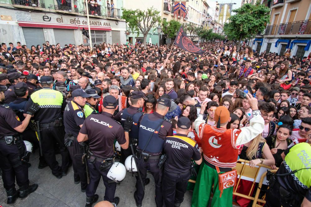 La pasión por la fiesta en Elda