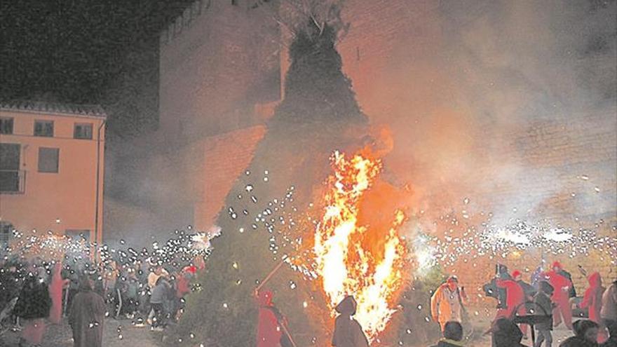 El peso de la tradición es protagonista en Morella