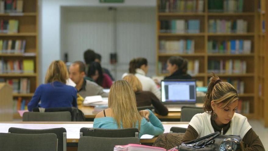 Biblioteca en Málaga.