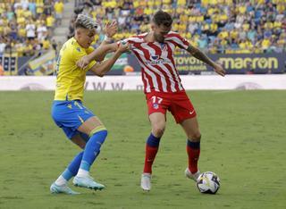 El Atlético se estampa con el 'muro amarillo' pese al doblete de Joao Félix