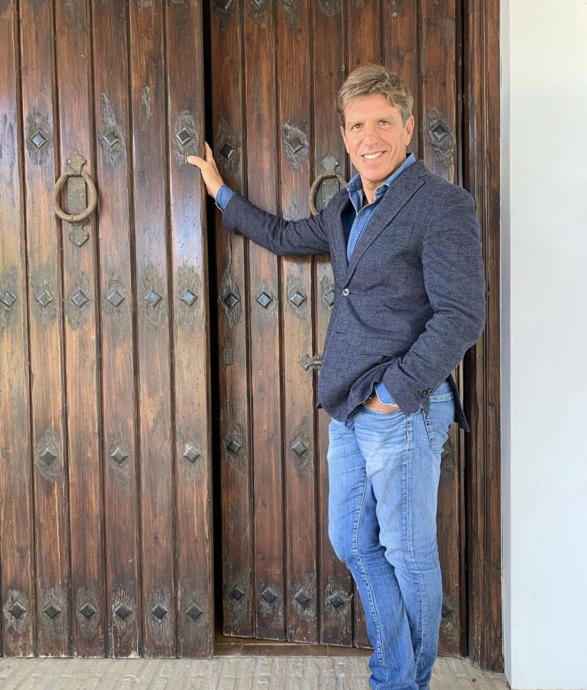 Las puertas de la casa de El Cordobés, la finca 'Cerro Negro'