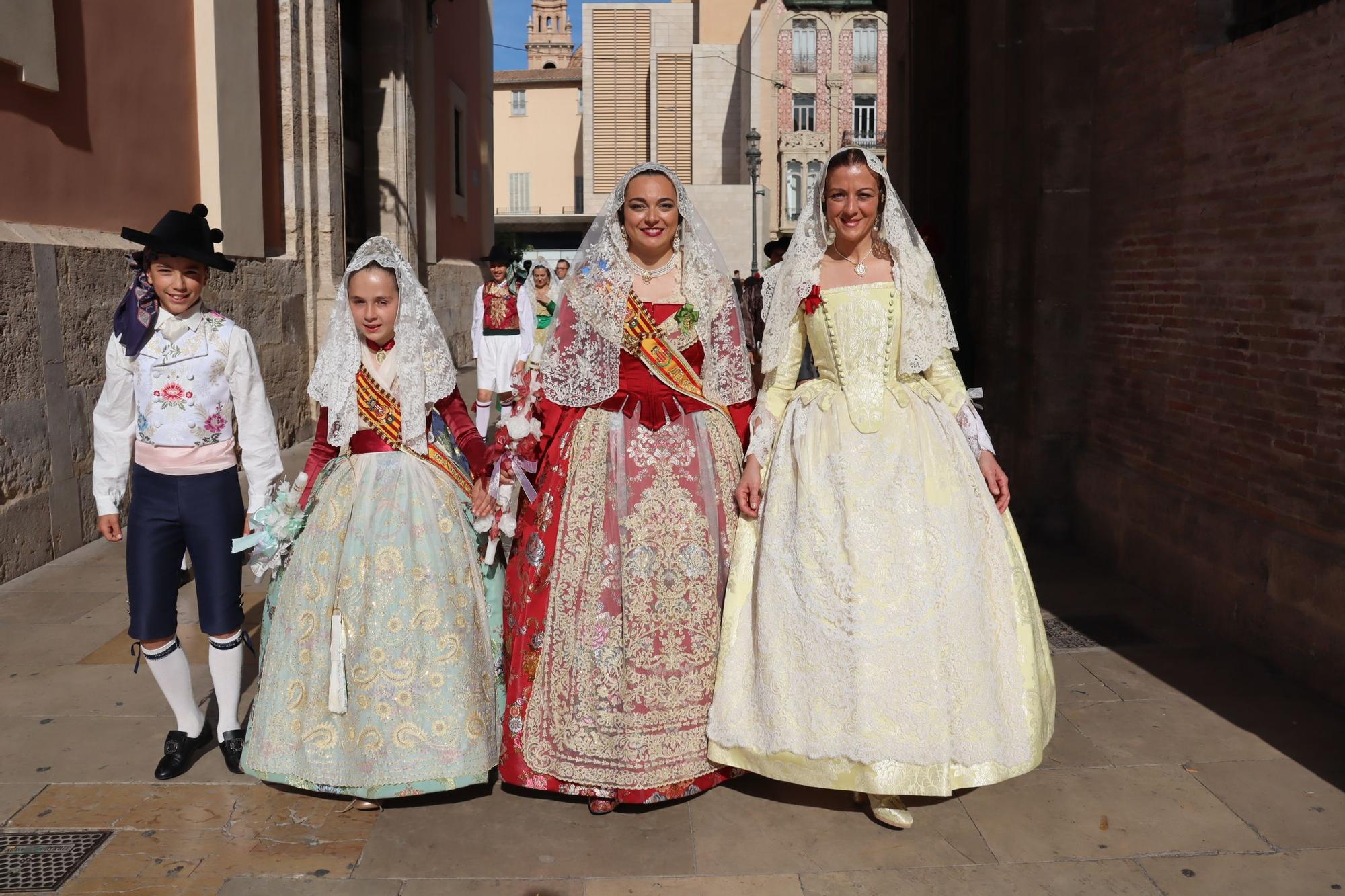 Las comisiones de falla en la Procesión de la Virgen (4/5)