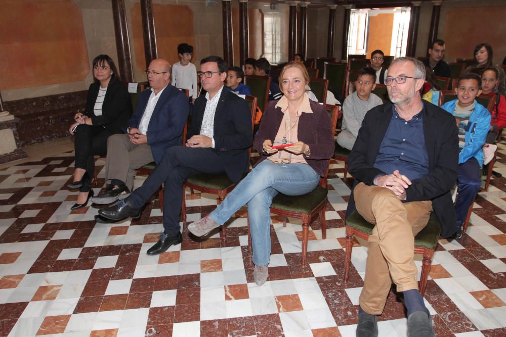 Pleno infantil en la Asamblea Regional