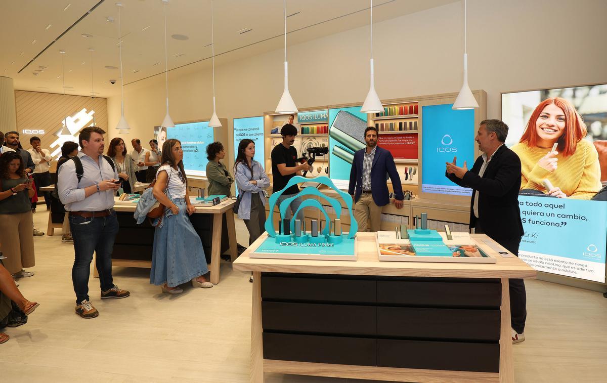 Inauguración de Iqos Boutique en València.