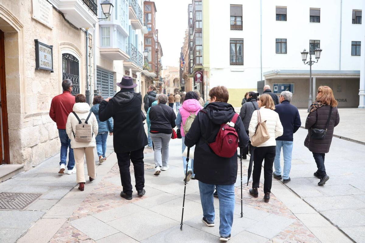 Fotos de grupos de turistas