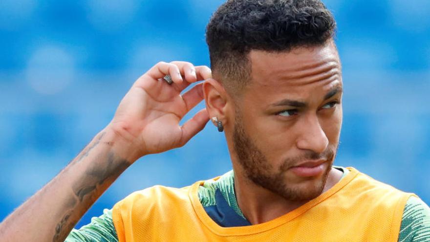 La mujer que acusa a Neymar de violación pierde su teléfono