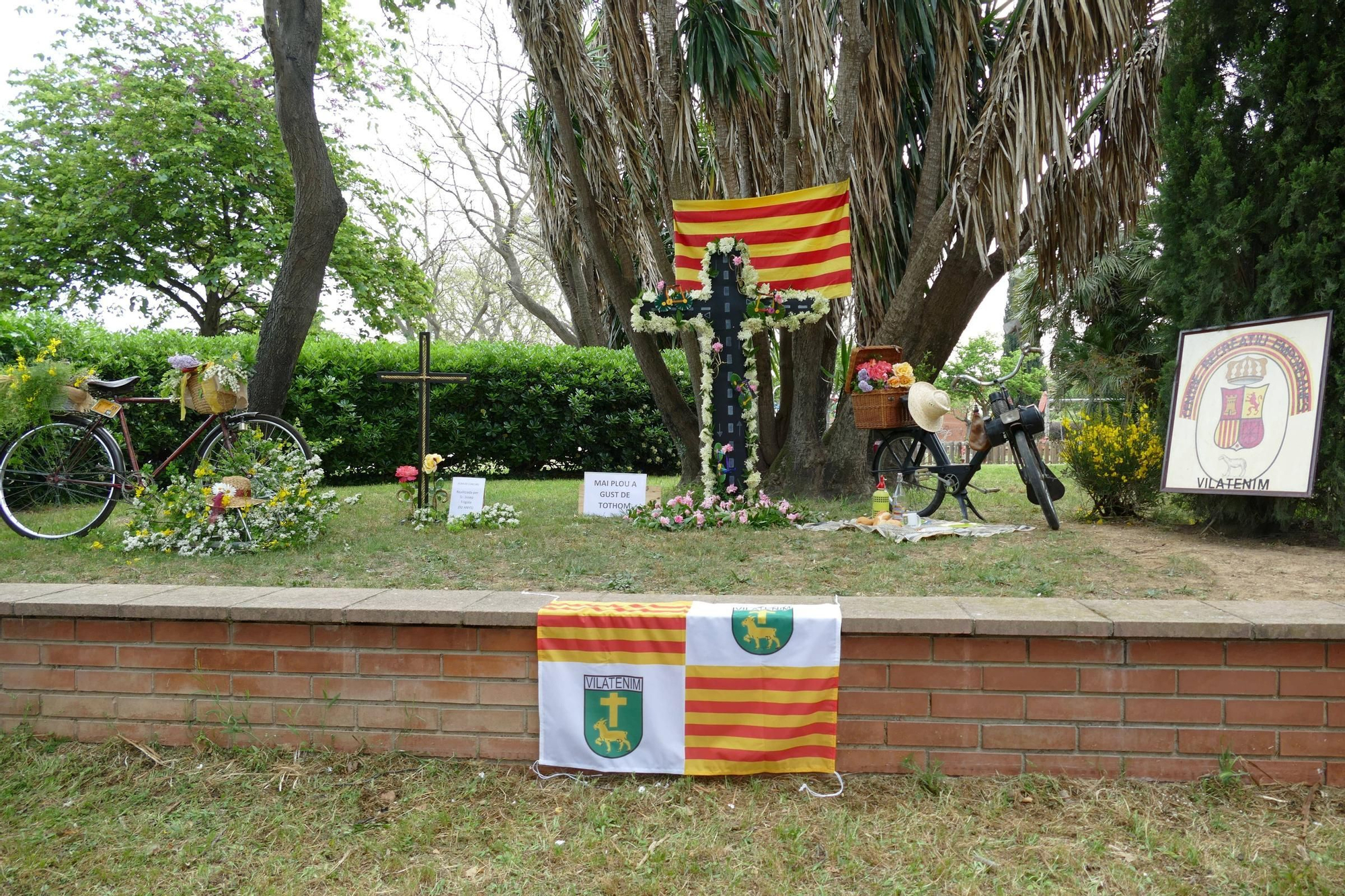 Les Creus de Maig de Figueres triomfen en una edició marcada per l’èxit de participació