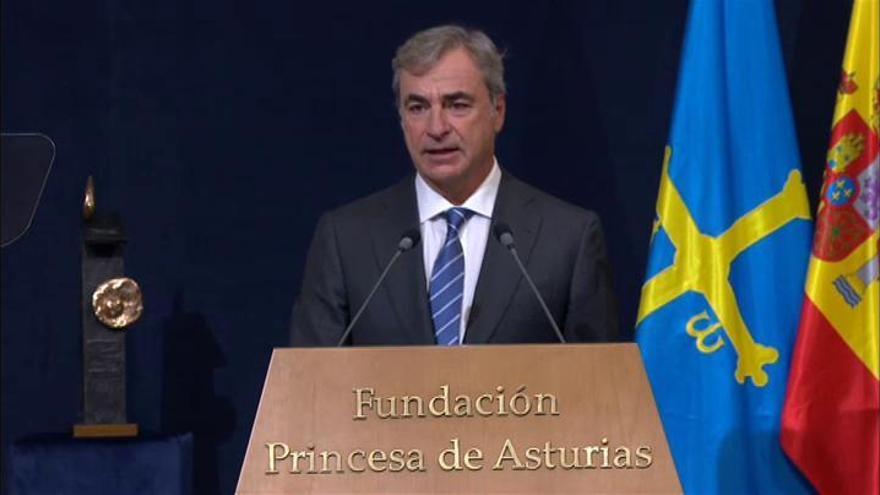 Carlos Sainz recibe el Premio Princesa de Asturias de los Deportes