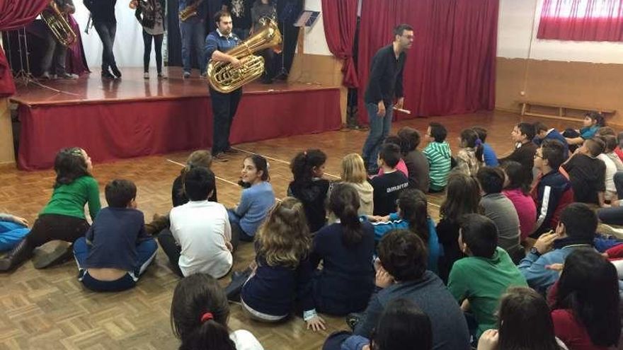 Una de las actividades de Conciertos Didácticos de Sanxenxo. // FdV