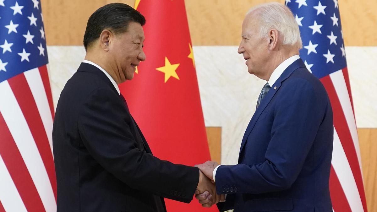 Xi Jinping durante un encuentro con Joe Biden durante su mandato.