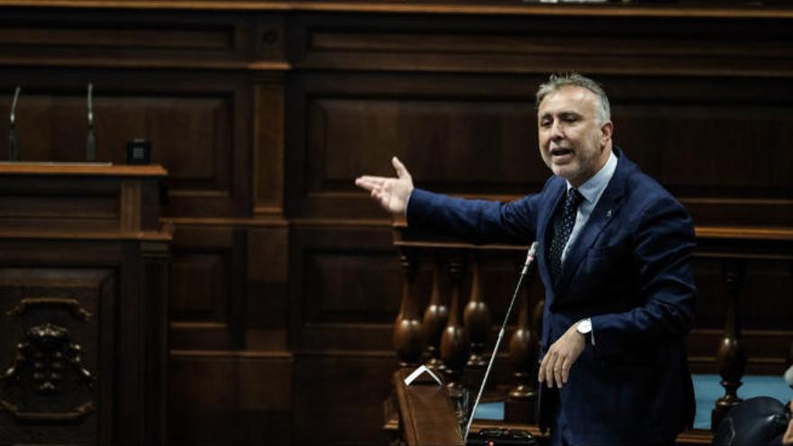 El presidente del Gobierno de Canarias, Ángel Víctor Torres.