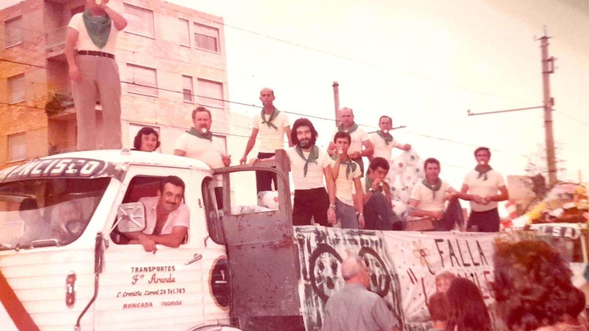 Cabalgata de la alegría en Moncada, 1976