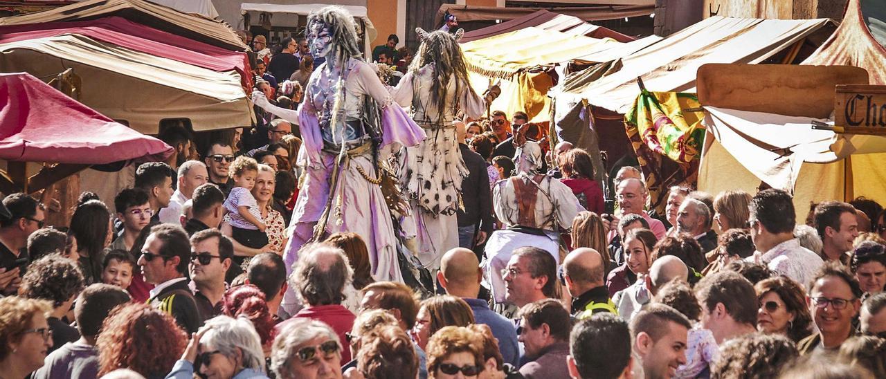 Tradiciones españolas para el Día de Todos los Santos: Fira de Tots Sants en Alicante