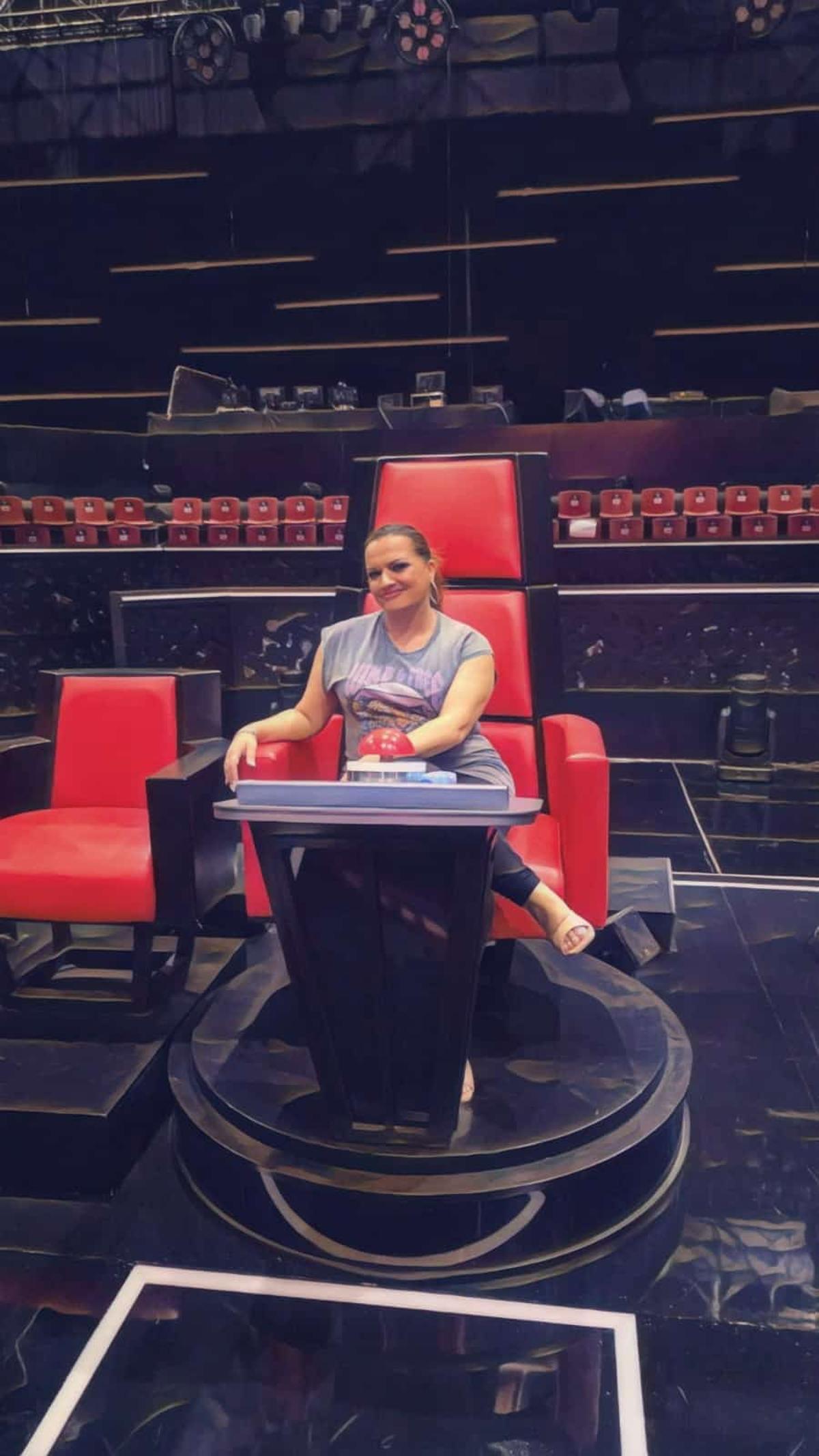 Mayte Adrián en el plató de La Voz.