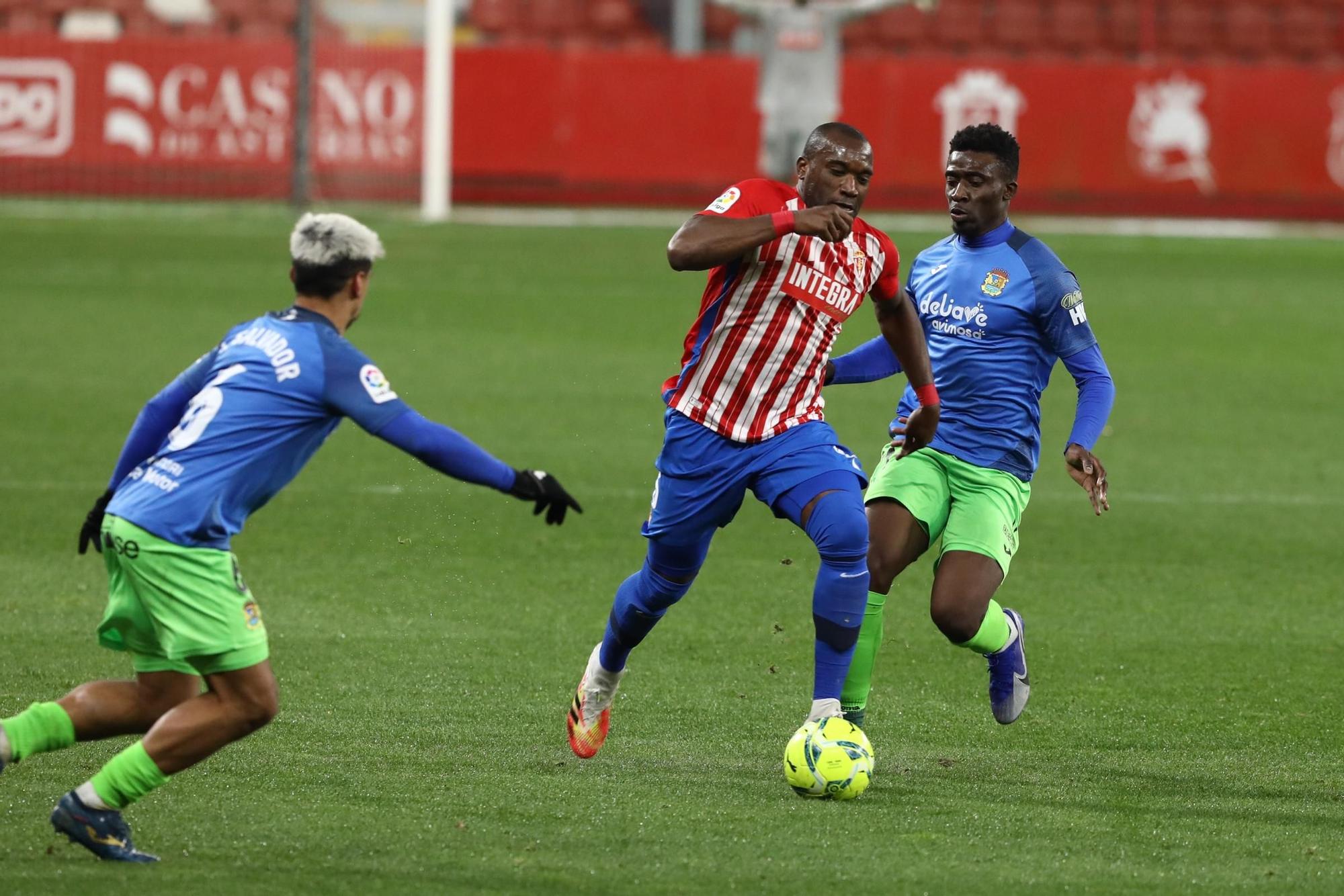 El Sporting-Fuenlabrada, en imágenes