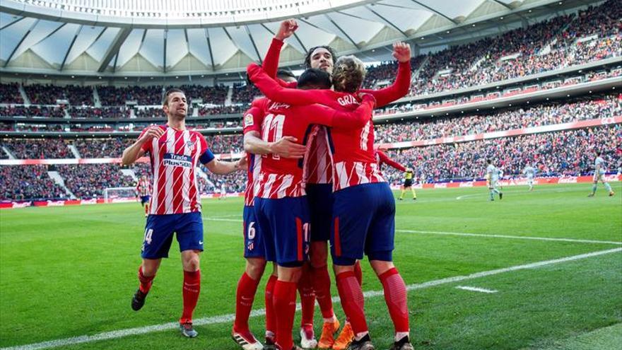 El Atlético golea sin esfuerzo