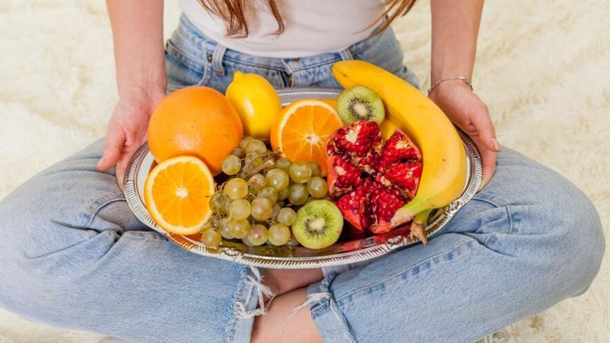 Adelgazar comiendo fruta: esta es la forma de perder peso en 3 días