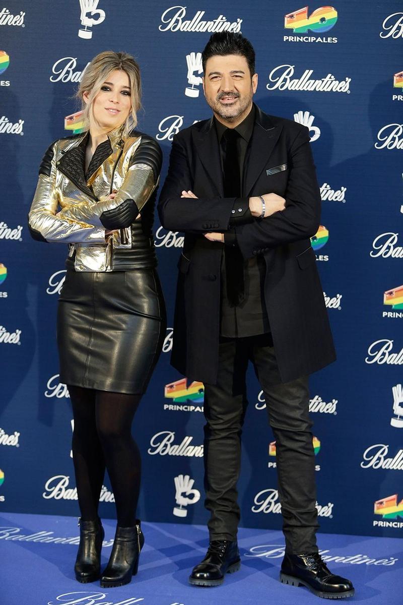 Tony Aguilar y Cristina Bosca en la alfombra azul de los Premios 40 Principales 2015