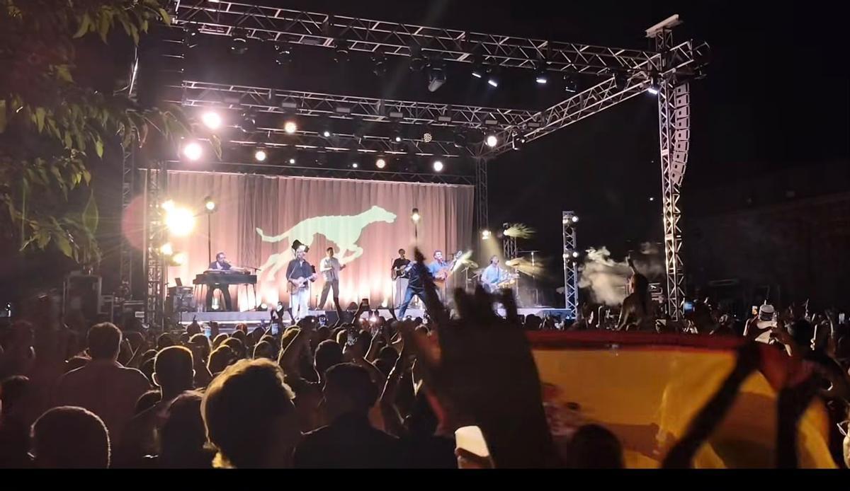 Concierto del grupo Taburete, en la Torre Lucía de Plasencia.