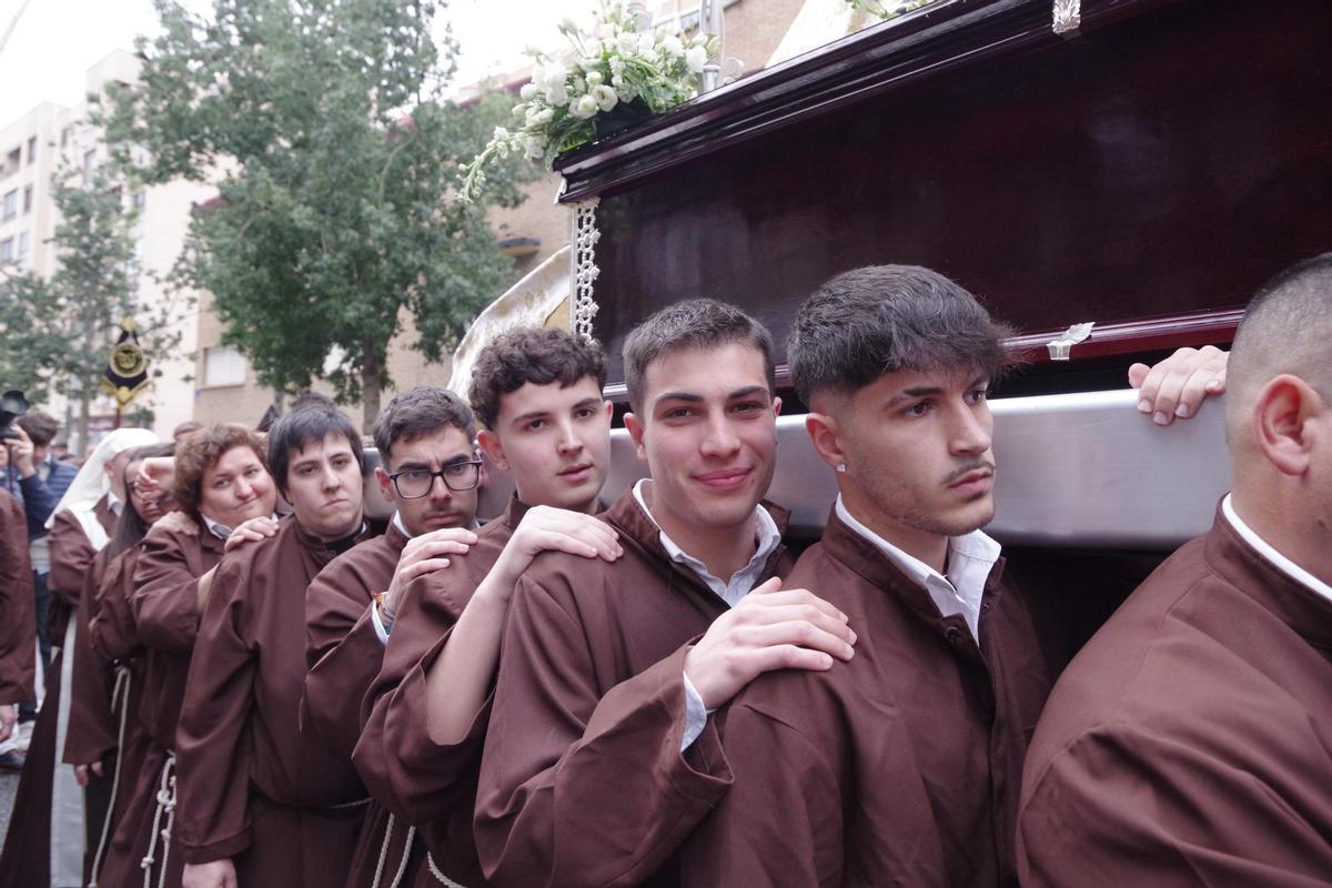 Procesión de la Virgen de las Lágrimas del Carmen de Huelin, en imágenes