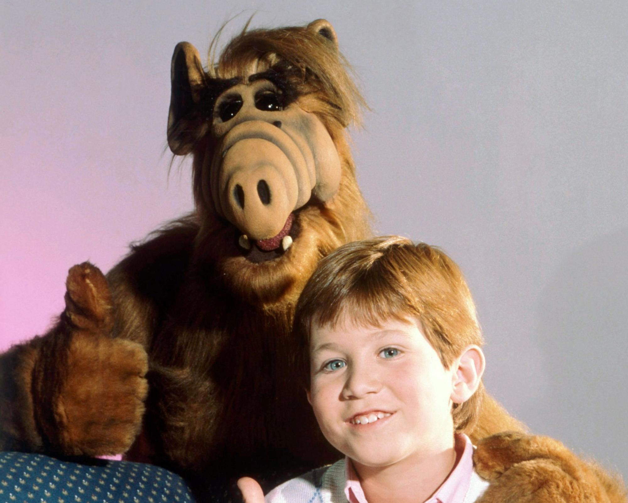 Muere el niño de ALf en extrañas circunstancias