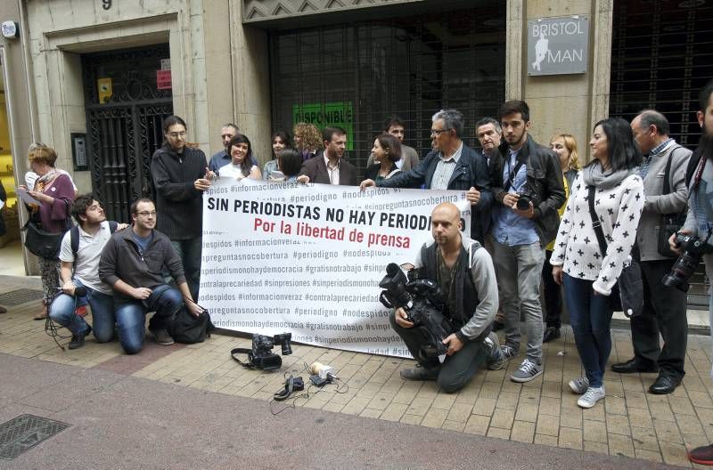 Fotogalería de la concentración por la Libertad de Prensa