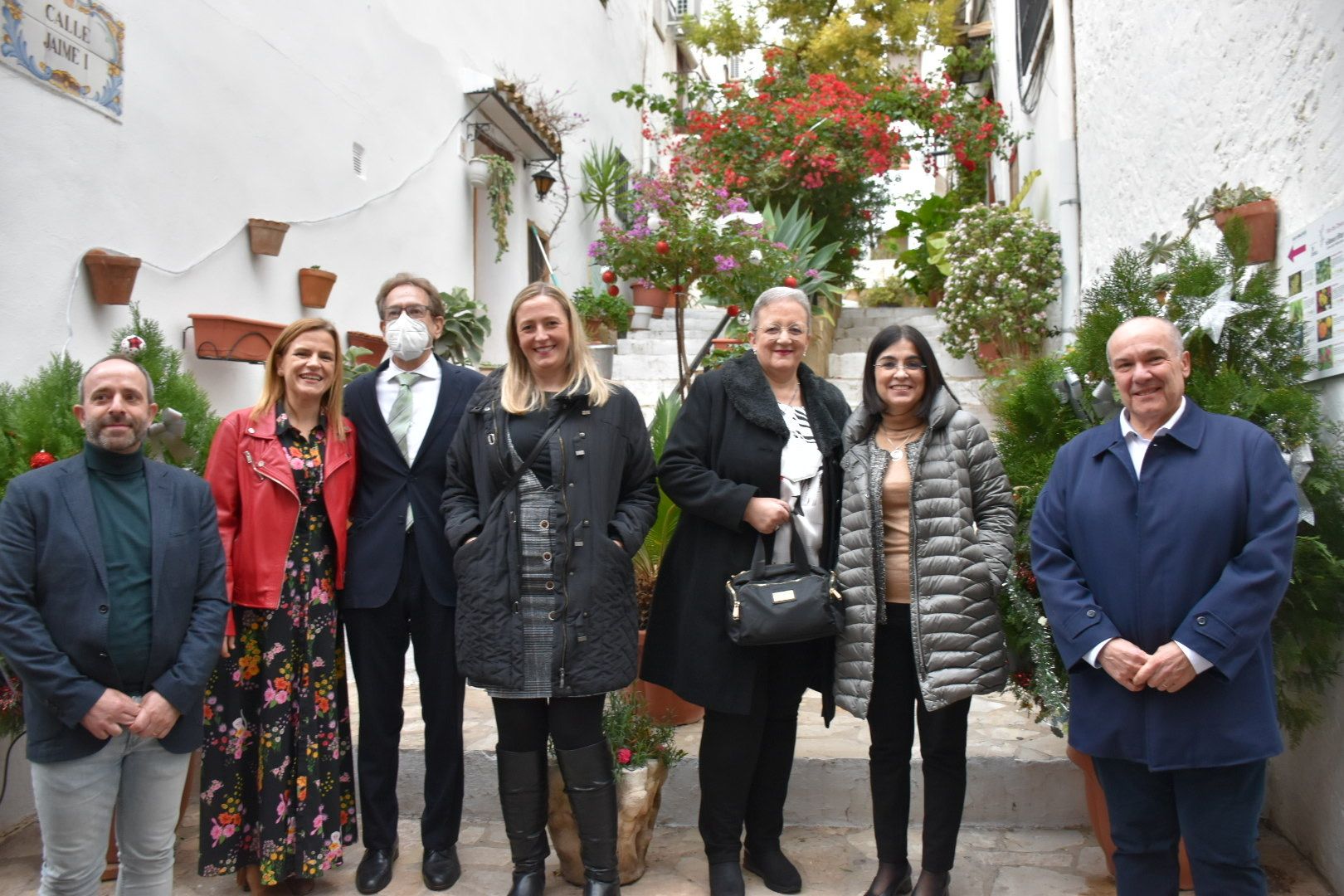 Sanidad condecora a la doctora Mª Amparo Máñez Martí