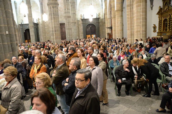 Misa en la Catedral contra Gala Drag