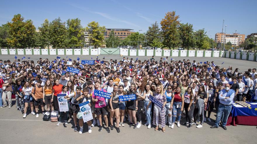 Más de 500 alumnos participan en la yincana por el Día de Europa