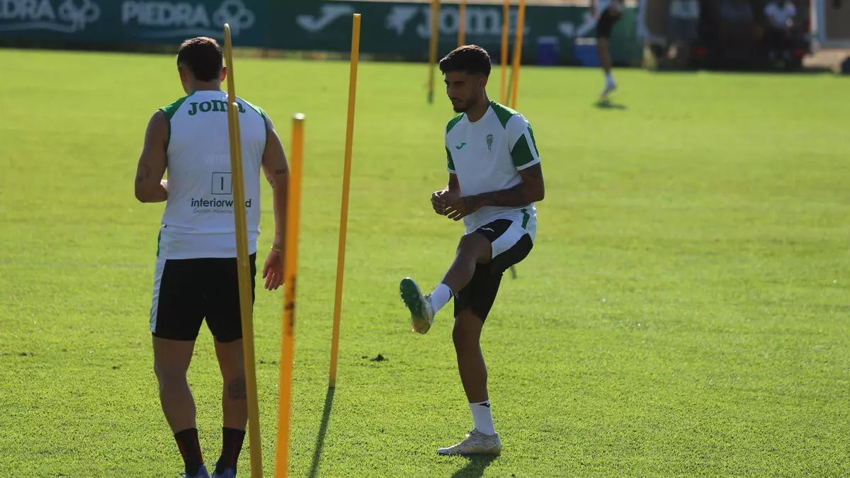 Cuenta atrás para Oliva: el Córdoba CF ultima sus prácticas antes del ‘stage’ veraniego