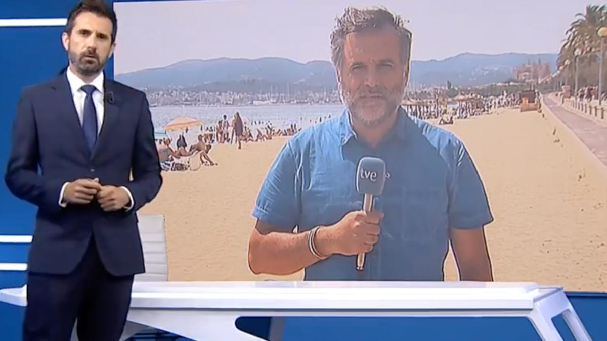 Bernat Company rindiendo homenaje a Antonio Aranda en Informatiu Balear de TVE