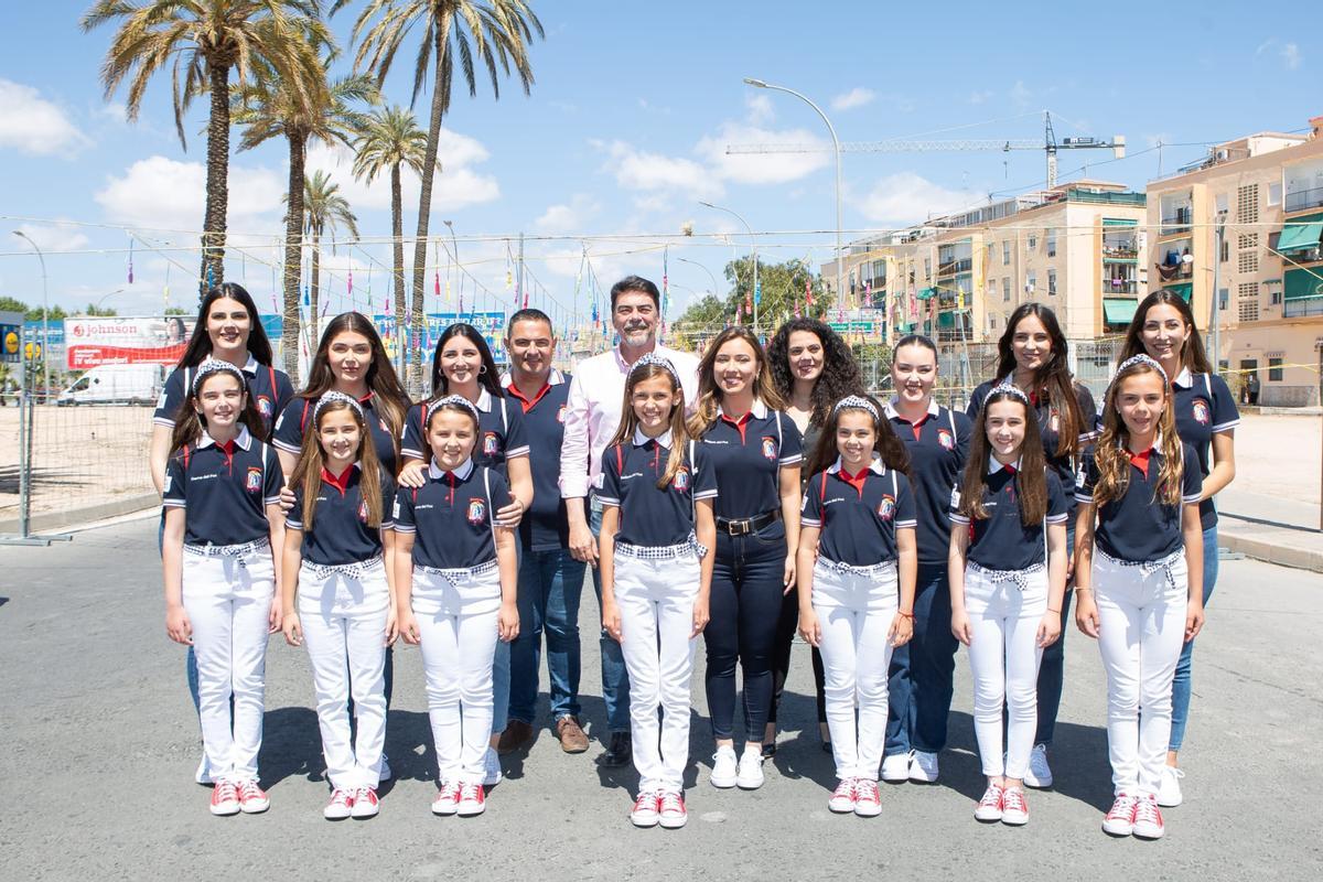 Primera mascletà de las nueva Bellea del Foc y sus damas Primera mascletà de las nueva Bellea del Foc y sus damas