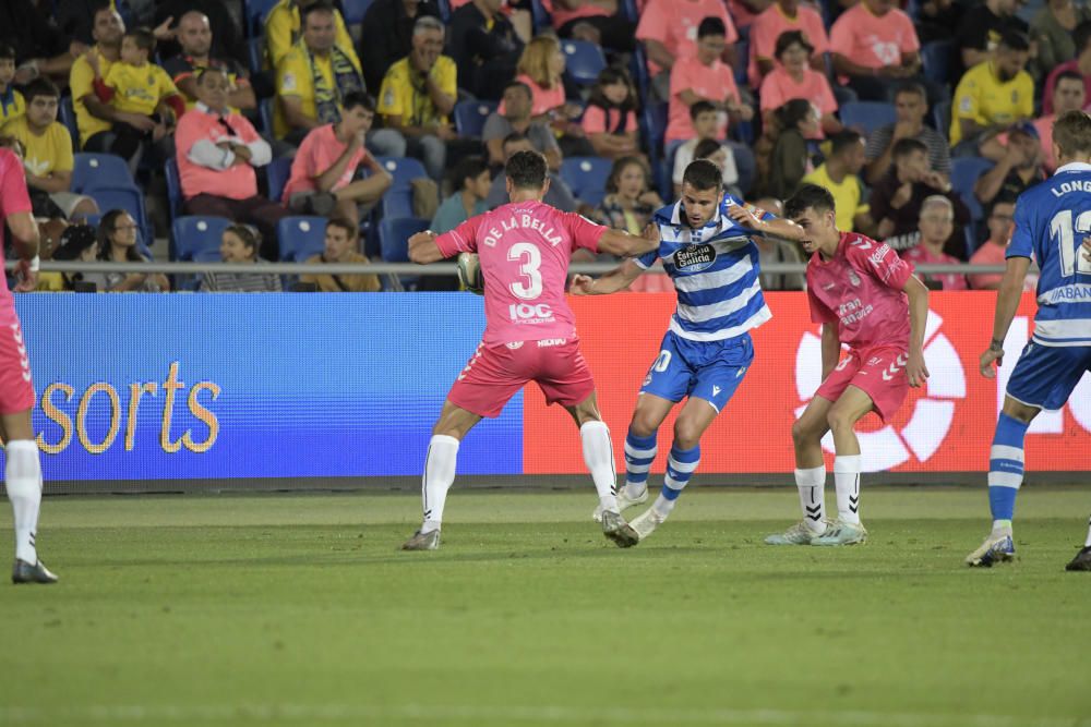 El Dépor se hunde ante la UD Las Palmas.