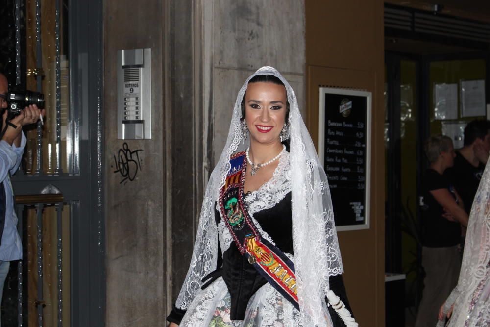 Procesión del Altar del Carmen. Las falleras mayores de 2017 de la Agrupación.