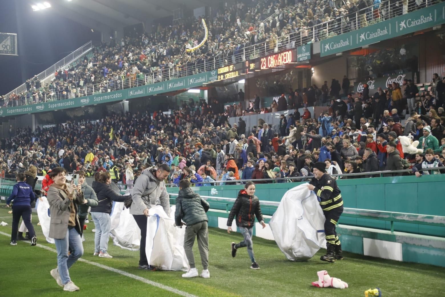 Córdoba CF-Real Madrid Castilla: las imágenes del partido en El Arcángel