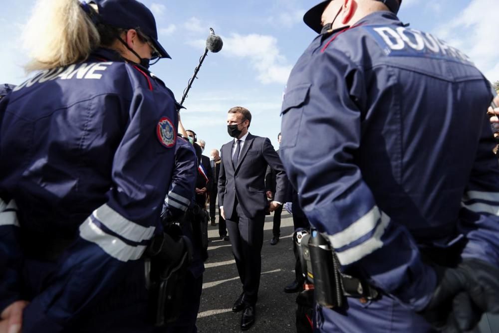 El president de França, Emmanuel Macron, visita el Pertús