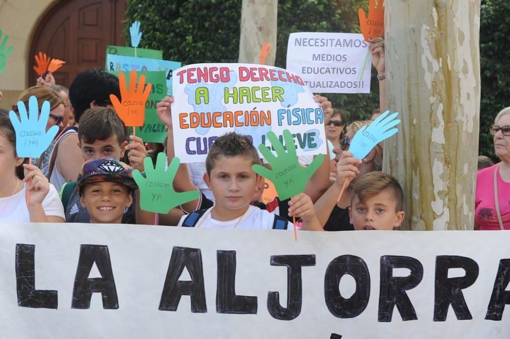 Manifestación de los padres de La Aljorra