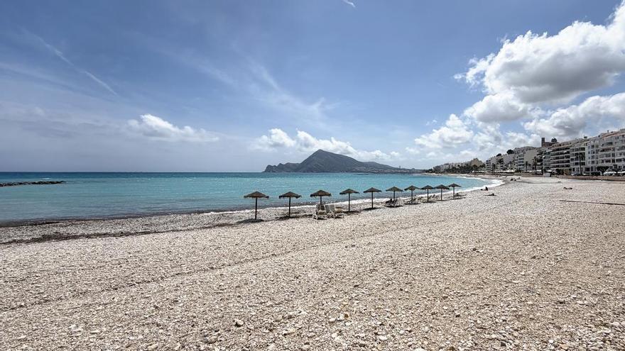 Altea recupera la Bandera Azul de l’Espigó y alcanza por primera vez cuatro playas distinguidas