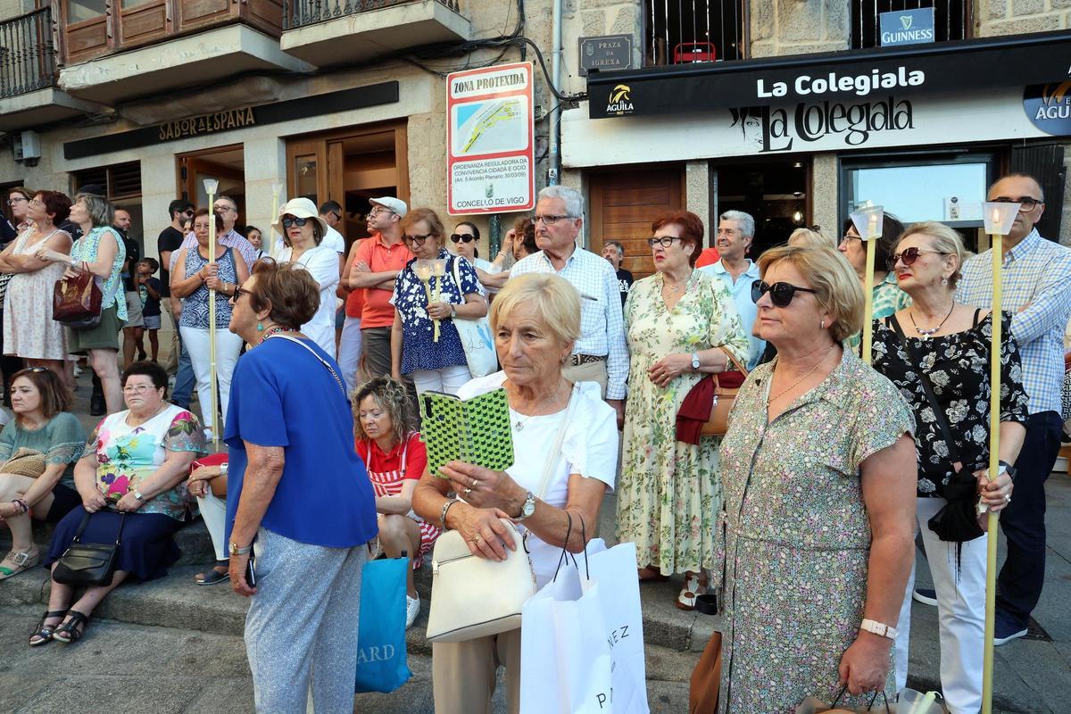 Los vigueses reciben al Cristo de la Victoria