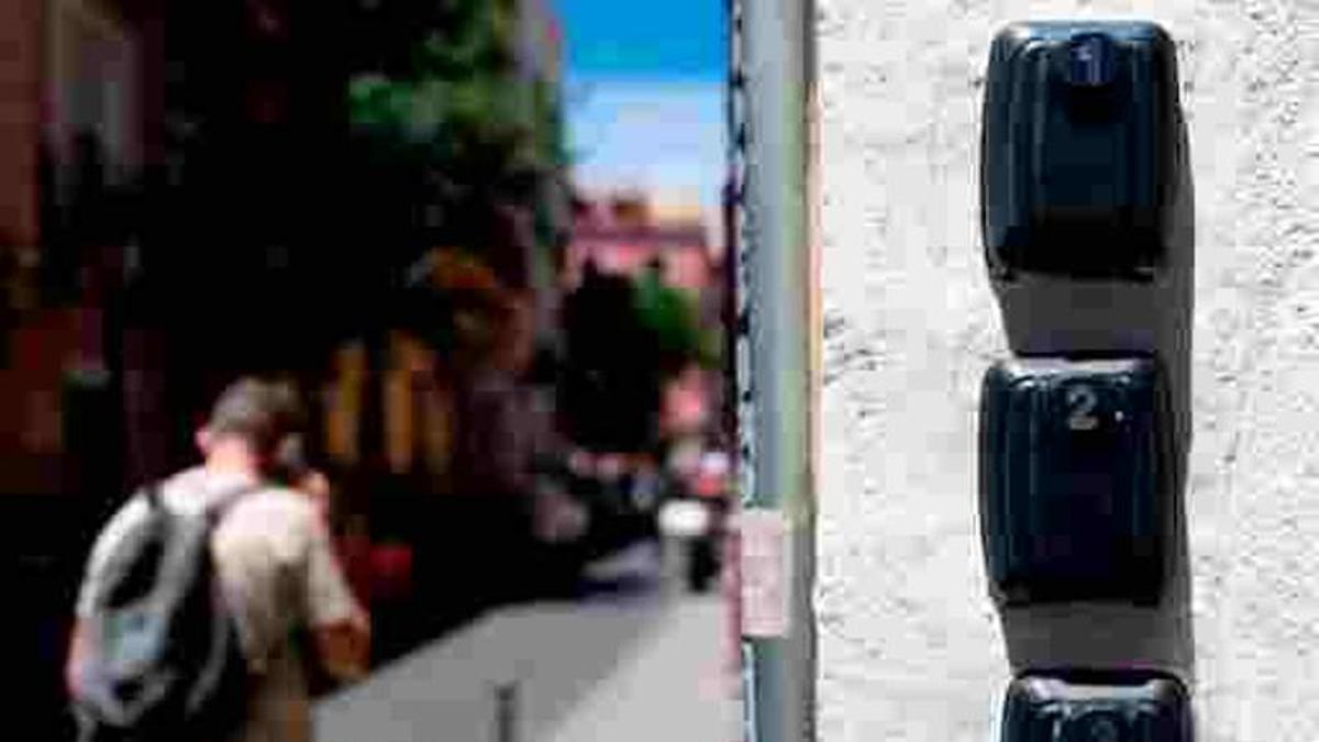 Cajas de seguridad para las llaves en un edificio con pisos turísticos