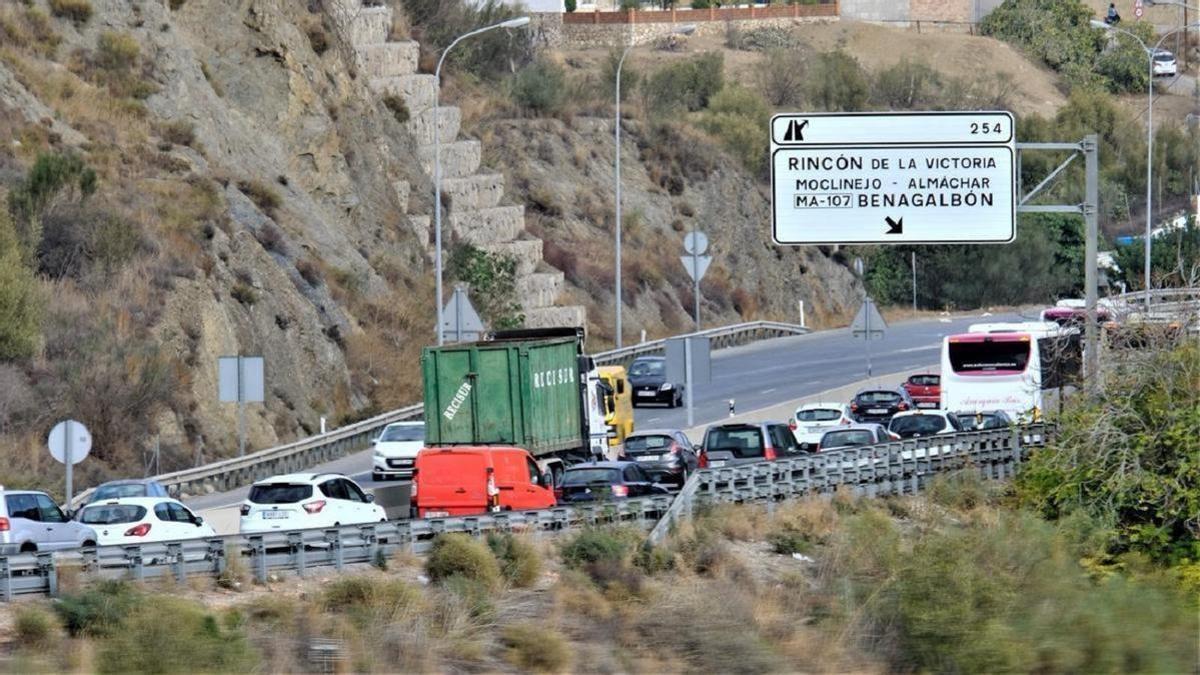 Autovía A7 a su paso por Rincón de la Victoria.