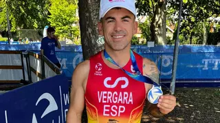 Javier Vergara, plata en la Copa del Mundo de Paratriatlón de Hungría y Top 10 mundial