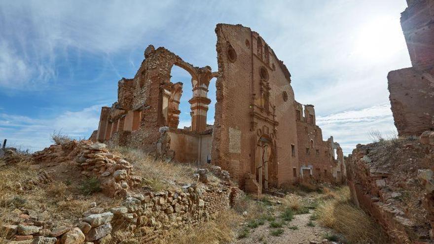 Críticas por el deficiente estado de conservación de las ruinas bélicas de Belchite