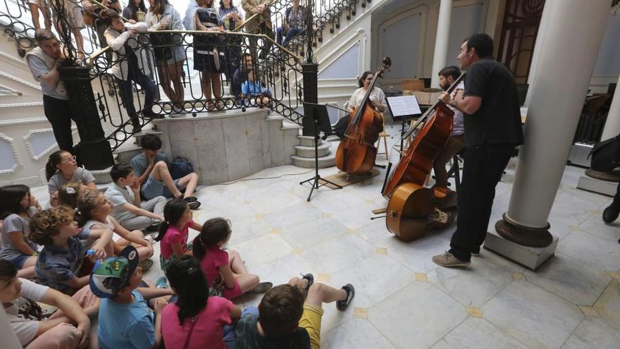 Cambia Avilés hace una proposición al gobierno local para apoyar la plaza para director del Conservatorio